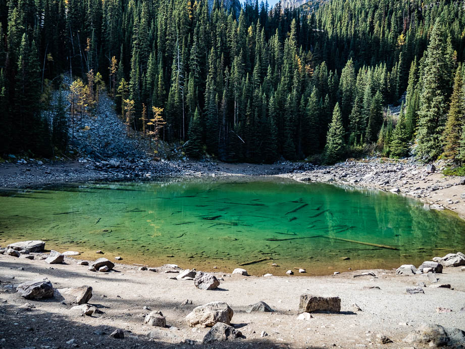Mirror lake dans le parc de Banff au Canada